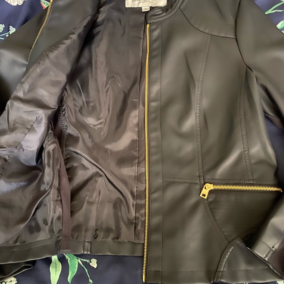 Blue leather type jacket - Picture 2 of 3